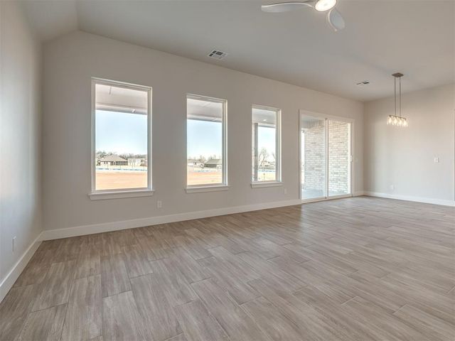 1922 Olive Avenue, Tuttle, OK 73089