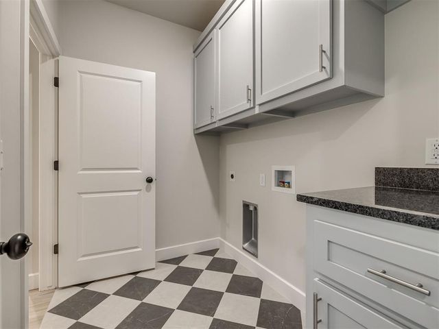 1922 Olive Avenue, Tuttle, OK 73089