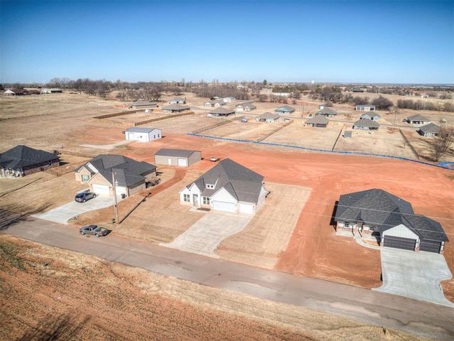 1922 Olive Avenue, Tuttle, OK 73089