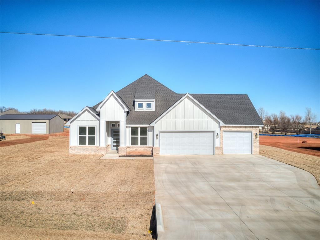 1922 Olive Avenue, Tuttle, OK 73089