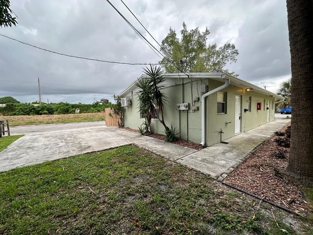 528-530 Mayflower Road 528-530, West Palm Beach, FL 33405