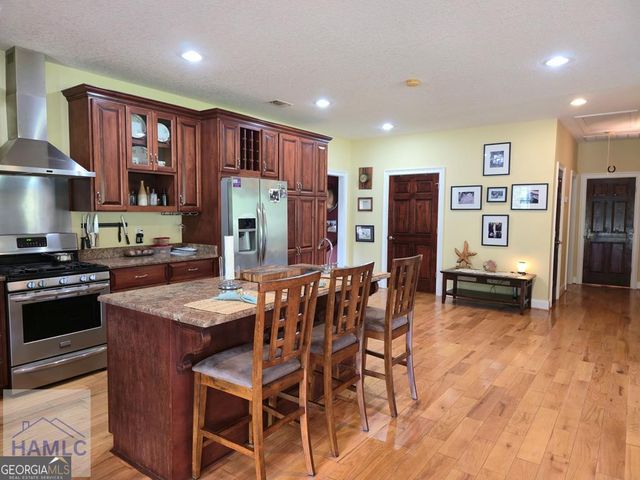485 Lake Pamona Road, Midway, GA 31320
