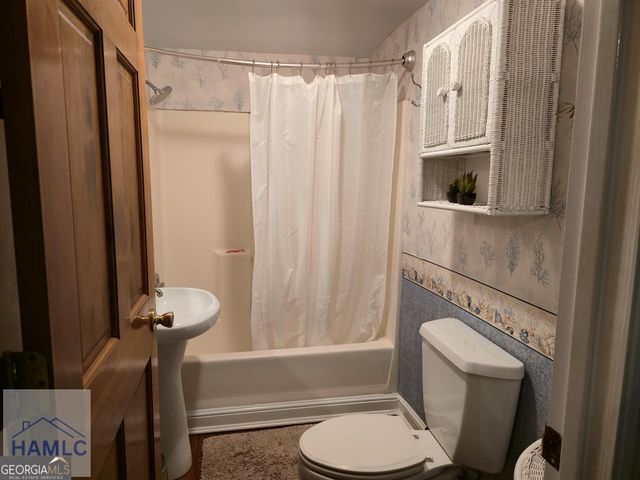 485 Lake Pamona Road, Midway, GA 31320