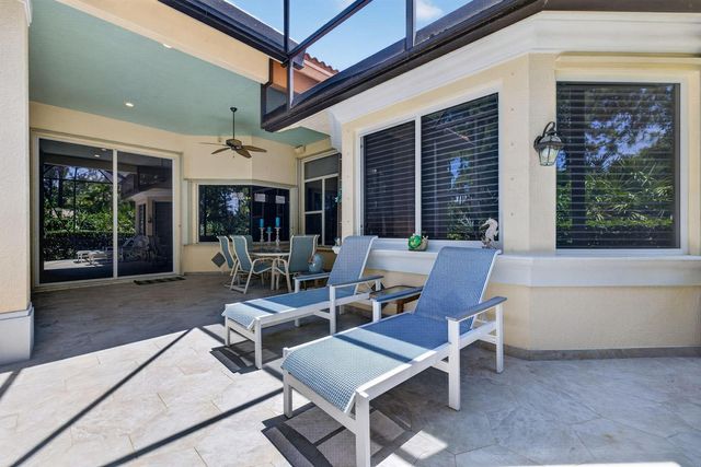 8949 Champions Way, Port St. Lucie, FL 34986