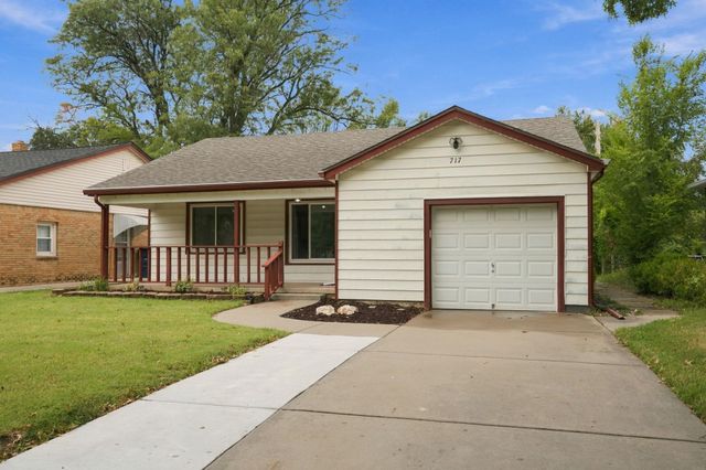 717 S Waverly Dr, Wichita, KS 67218