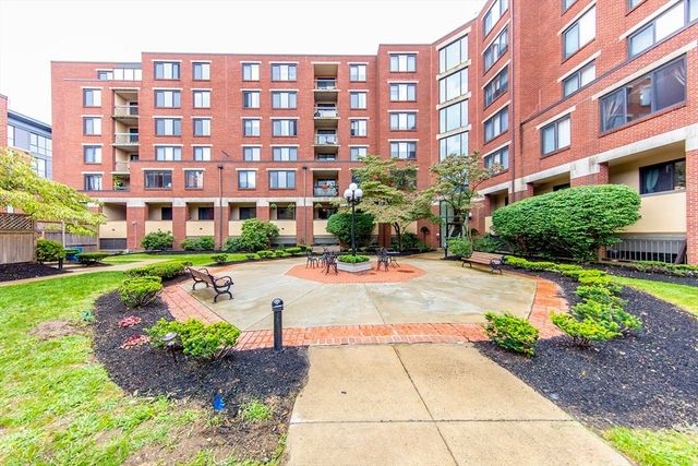 85 Brainerd Rd T8, Boston, MA 02134