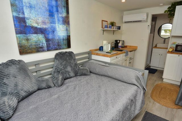 Tbd SE Iris Street, Stuart, FL 34997