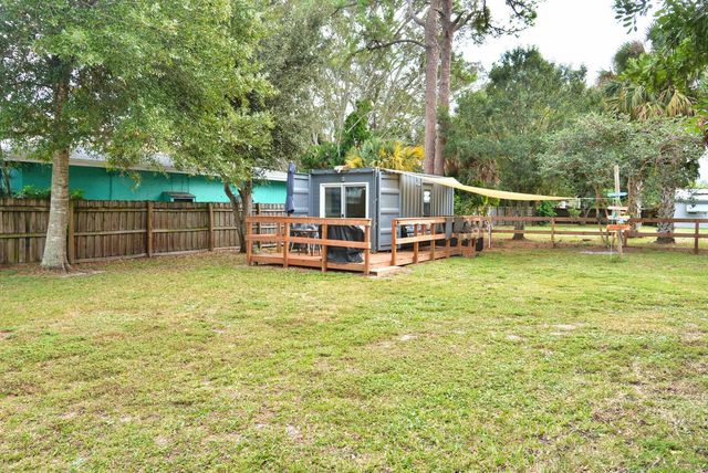 Tbd SE Iris Street, Stuart, FL 34997