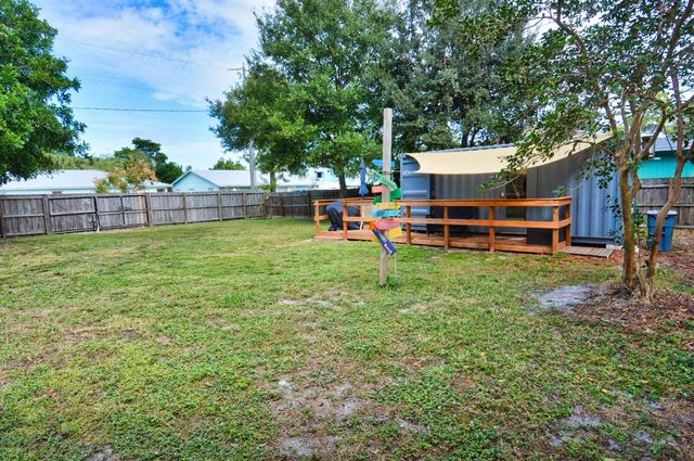 Tbd SE Iris Street, Stuart, FL 34997