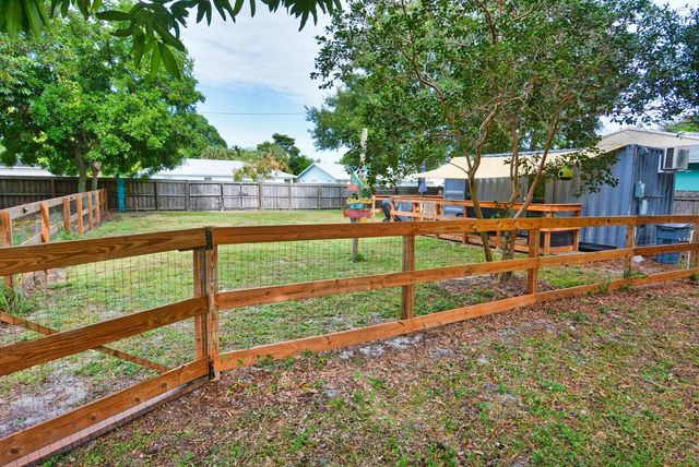 Tbd SE Iris Street, Stuart, FL 34997