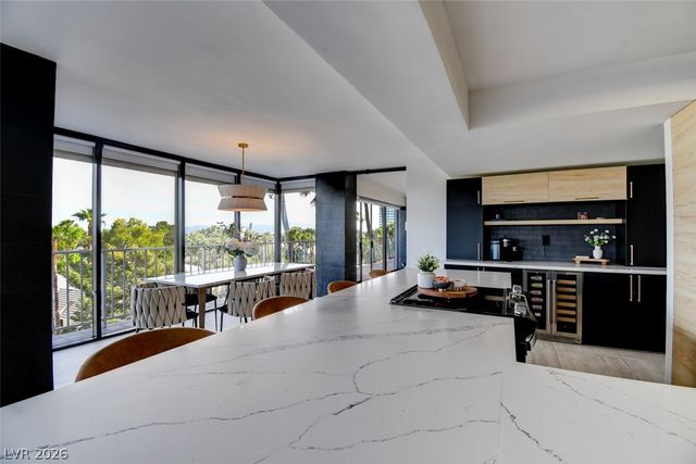 3111 Bel Air Drive 5F, Las Vegas, NV 89109