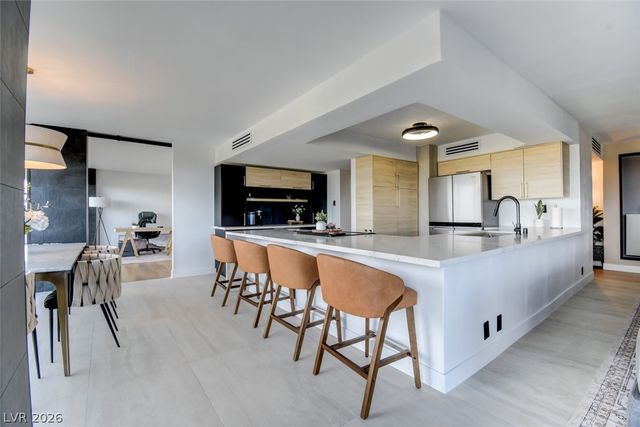 3111 Bel Air Drive 5F, Las Vegas, NV 89109