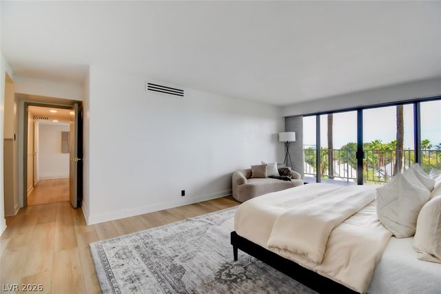 3111 Bel Air Drive 5F, Las Vegas, NV 89109