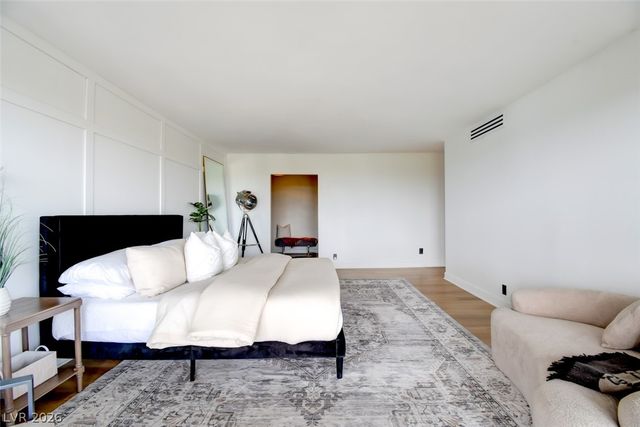 3111 Bel Air Drive 5F, Las Vegas, NV 89109