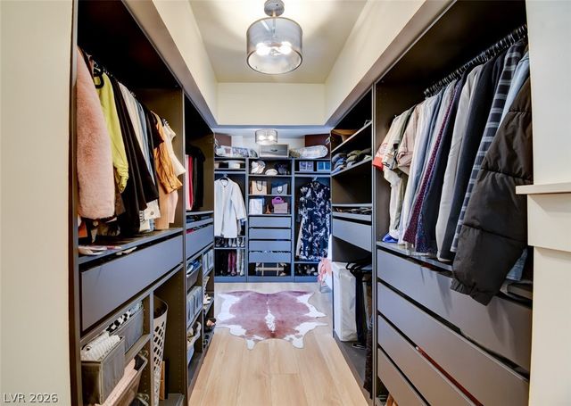 3111 Bel Air Drive 5F, Las Vegas, NV 89109