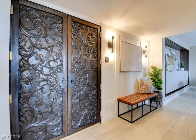 3111 Bel Air Drive 5F, Las Vegas, NV 89109