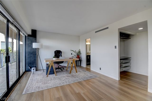 3111 Bel Air Drive 5F, Las Vegas, NV 89109