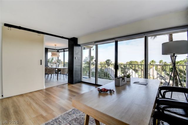 3111 Bel Air Drive 5F, Las Vegas, NV 89109