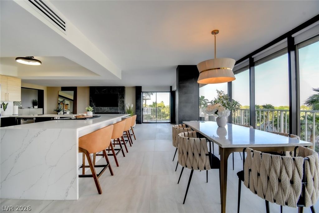 3111 Bel Air Drive 5F, Las Vegas, NV 89109