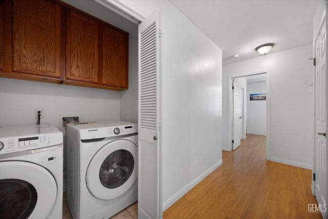 1113 Invermay Street, Bakersfield, CA 93312