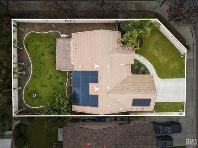 1113 Invermay Street, Bakersfield, CA 93312