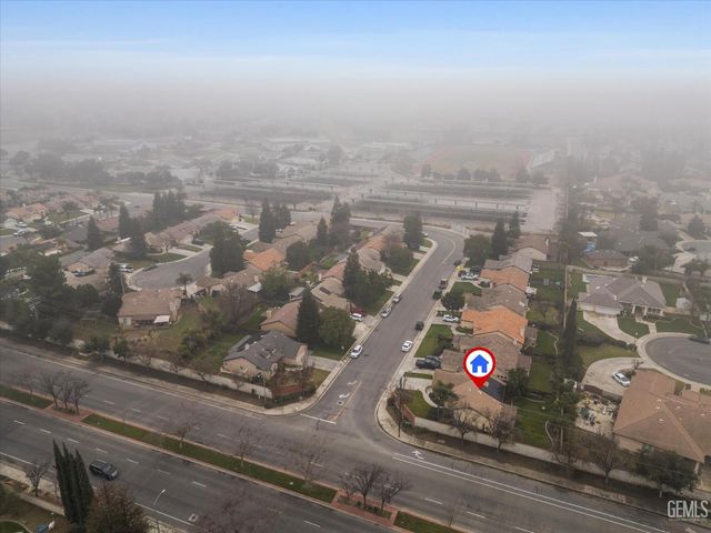 1113 Invermay Street, Bakersfield, CA 93312