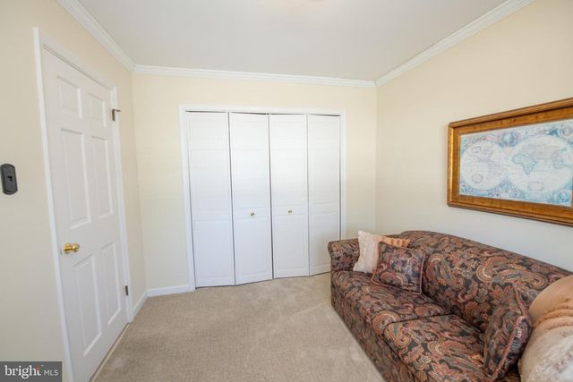 233 LAMPLIGHTER LN, Huntingdon Valley, PA 19006