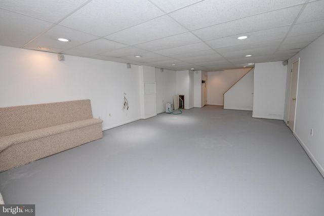 233 LAMPLIGHTER LN, Huntingdon Valley, PA 19006