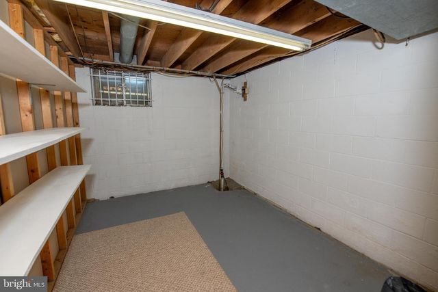 233 LAMPLIGHTER LN, Huntingdon Valley, PA 19006