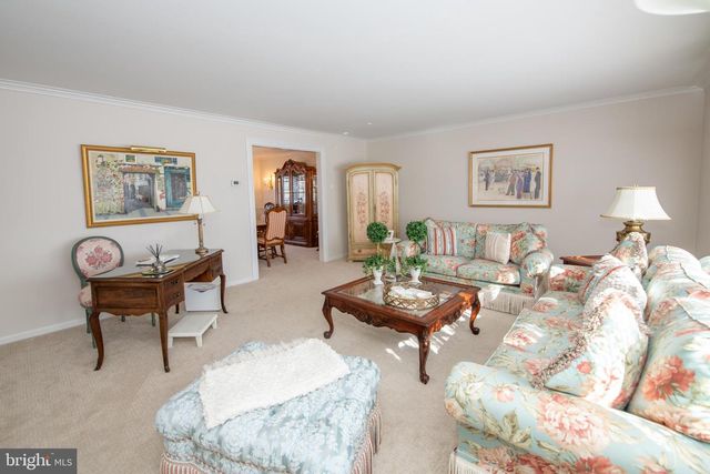 233 LAMPLIGHTER LN, Huntingdon Valley, PA 19006