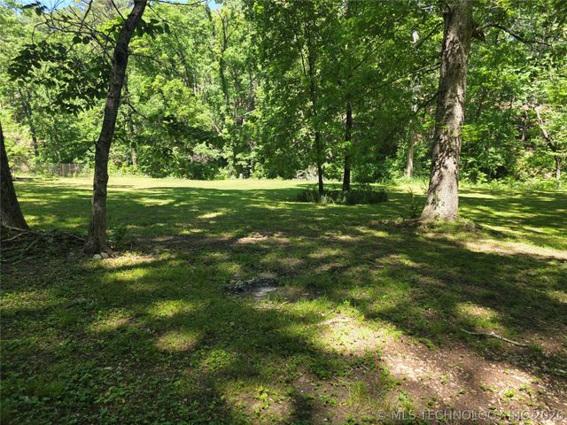 20453 E Whipperwill Road, Tahlequah, OK 74464