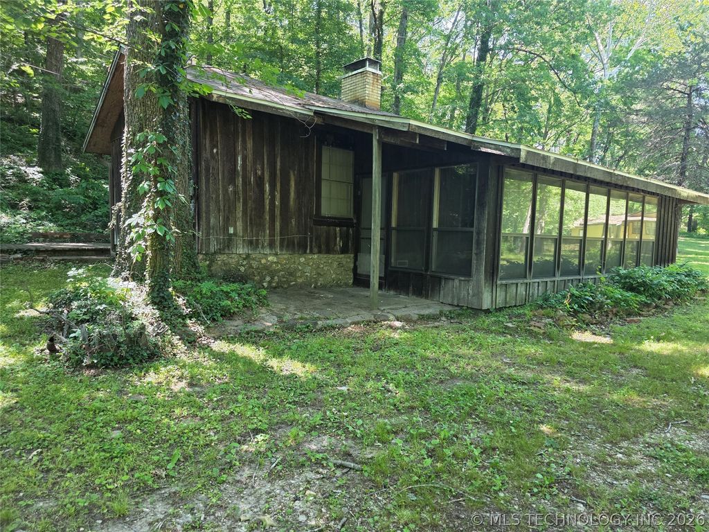 20453 E Whipperwill Road, Tahlequah, OK 74464