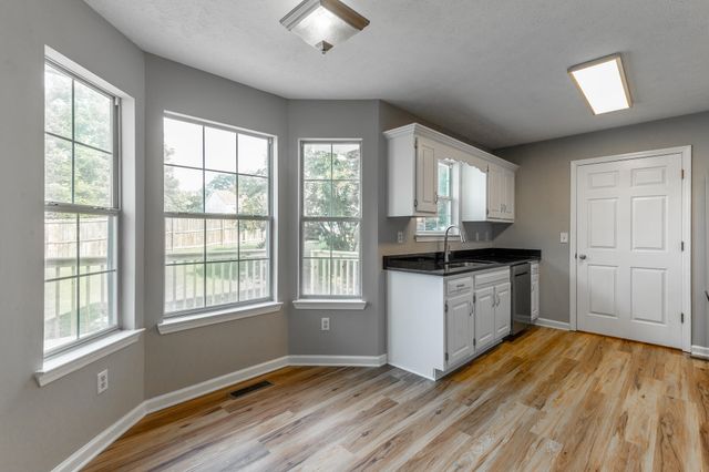 700 Debbie Lane, Ringgold, GA 30736