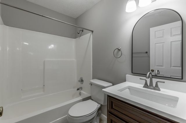 700 Debbie Lane, Ringgold, GA 30736