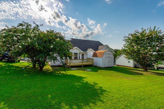 700 Debbie Lane, Ringgold, GA 30736