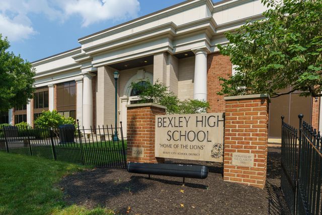 2822 Bellwood Avenue, Columbus, OH 43209