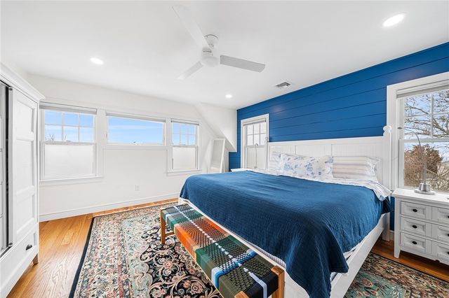 107 Dighton Avenue, Portsmouth, RI 02871