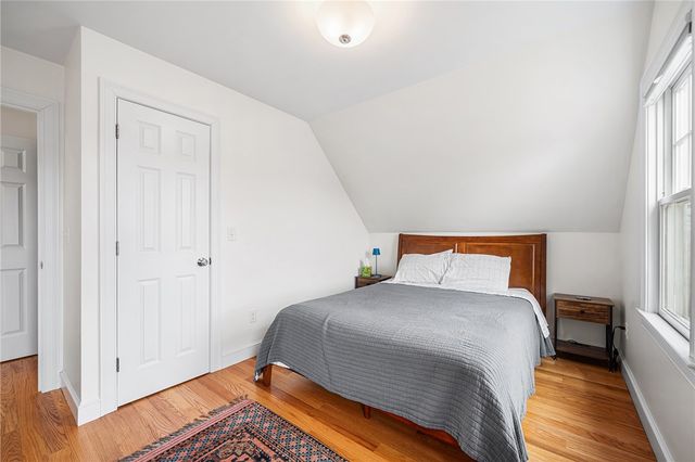 107 Dighton Avenue, Portsmouth, RI 02871