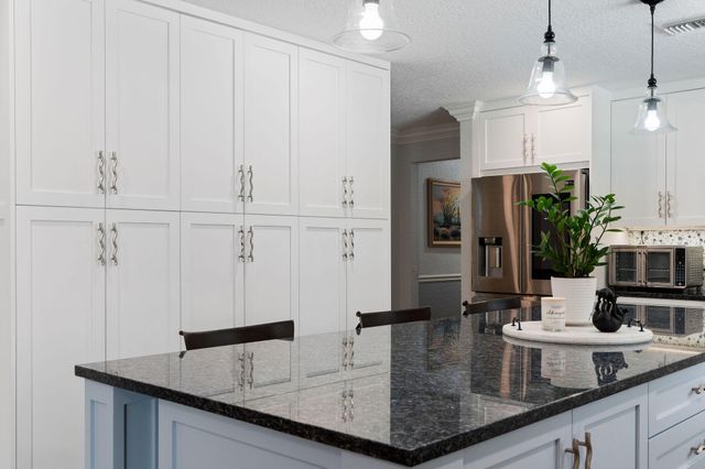 13821 Alexandria Court, Davie, FL 33325