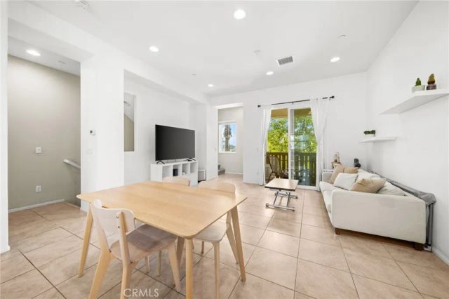 12414 Amesbury, Whittier, CA 90602