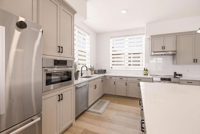888 Broadway, Belmont, CA 94002