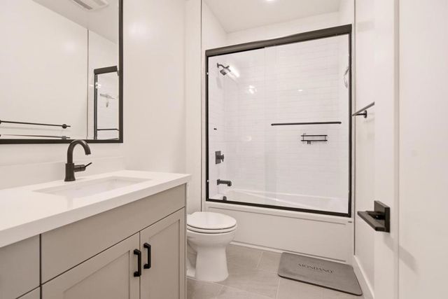 888 Broadway, Belmont, CA 94002
