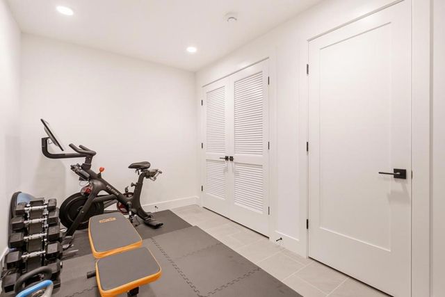 888 Broadway, Belmont, CA 94002