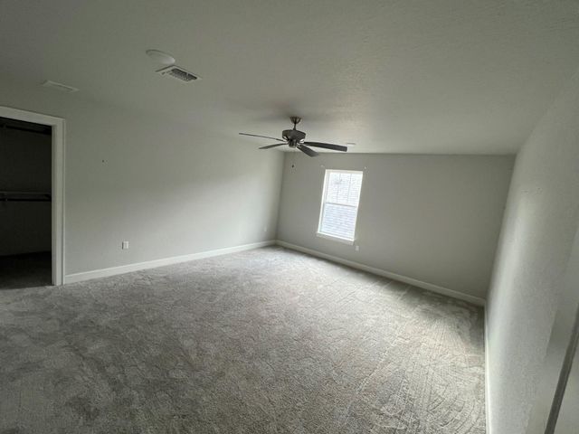 16 Greystone Court, Angleton, TX 77515