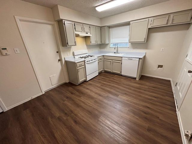 701 Fairchild DR, Austin, TX 78748