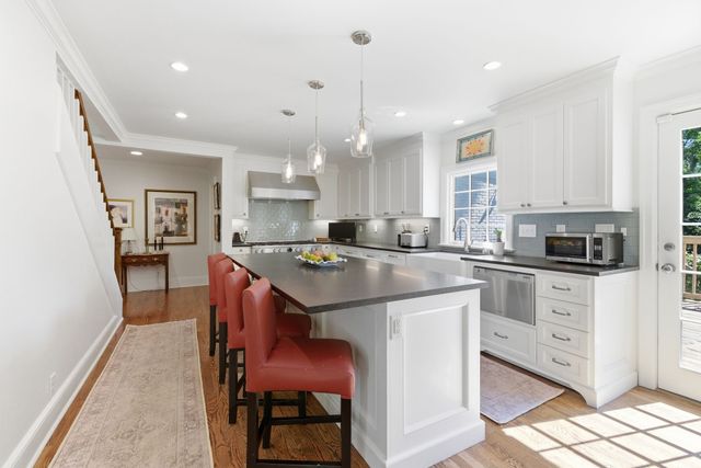 200 Brookfield Ave, Nashville, TN 37205