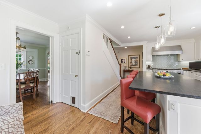 200 Brookfield Ave, Nashville, TN 37205
