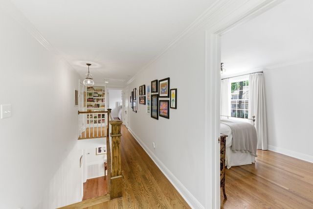 200 Brookfield Ave, Nashville, TN 37205