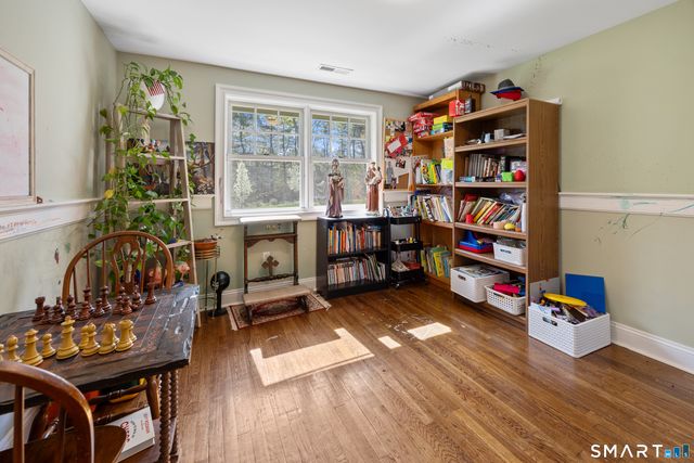 28 Maplewood Lane, North Branford, CT 06472