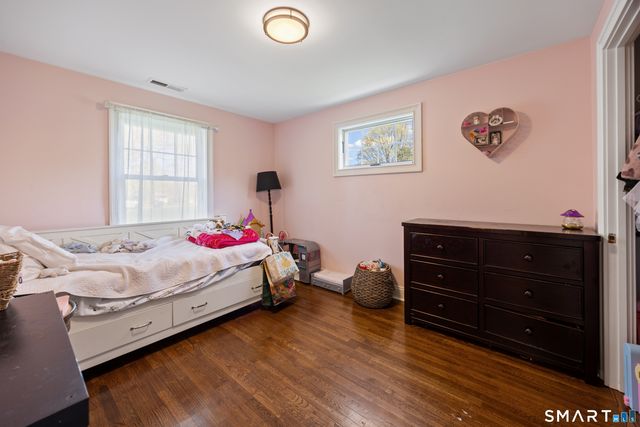 28 Maplewood Lane, North Branford, CT 06472